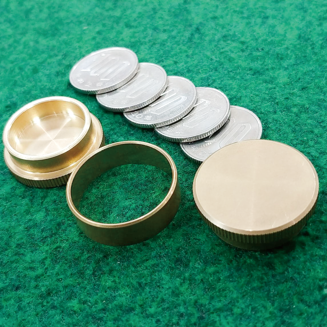 ダイナミックコイン | マジックペディアストア